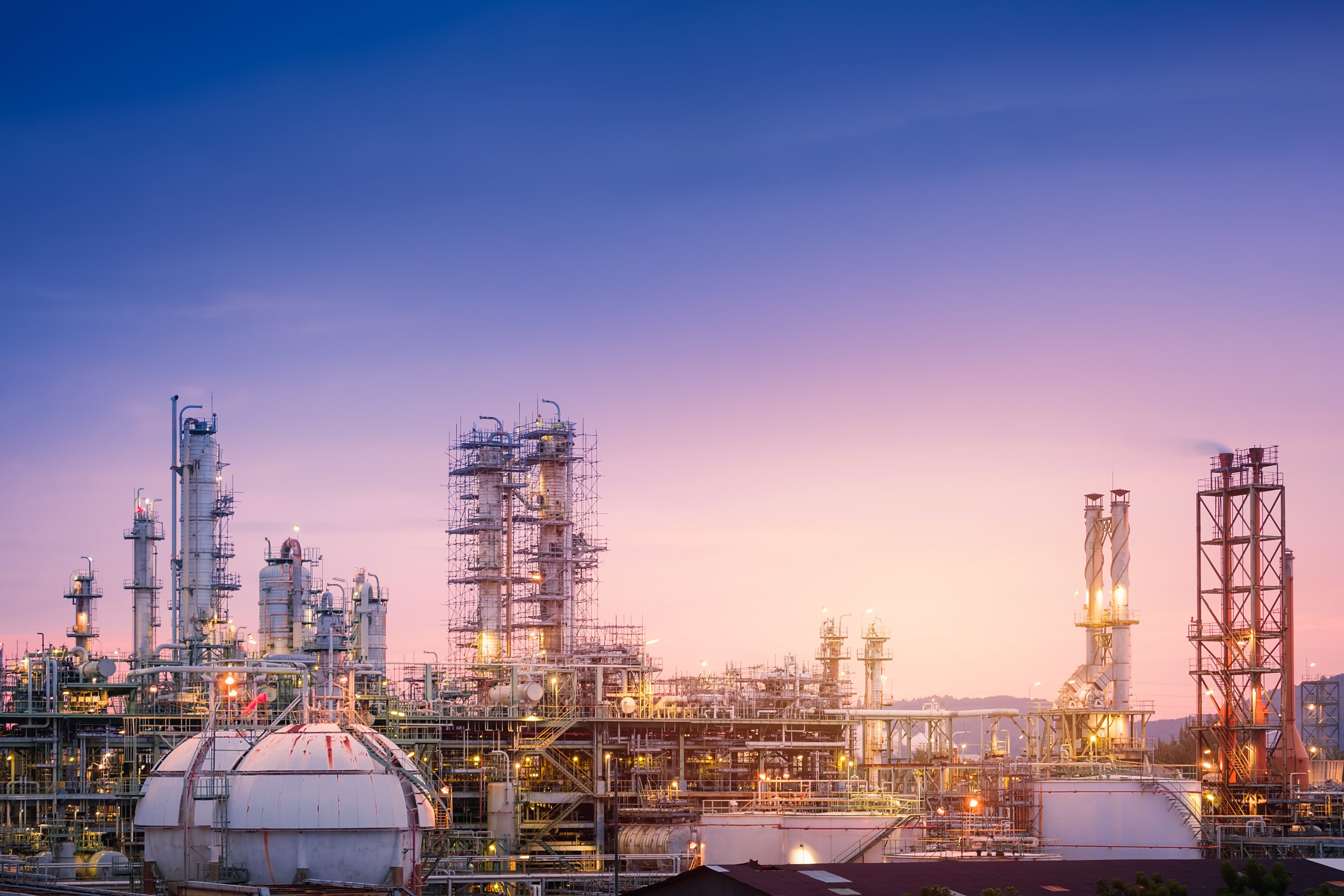 Oil,And,Gas,Refinery,Plant,Or,Petrochemical,Industry,On,Sky